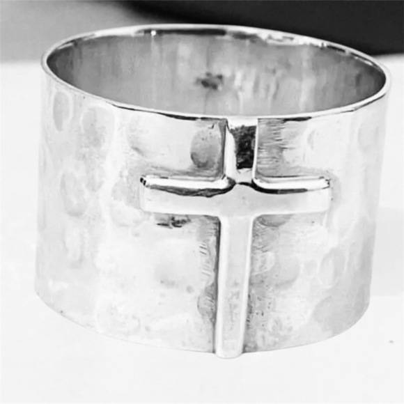 Unbranded Jewelry - Hammered Silver Cross Wide Band Ring Women Size 7 9